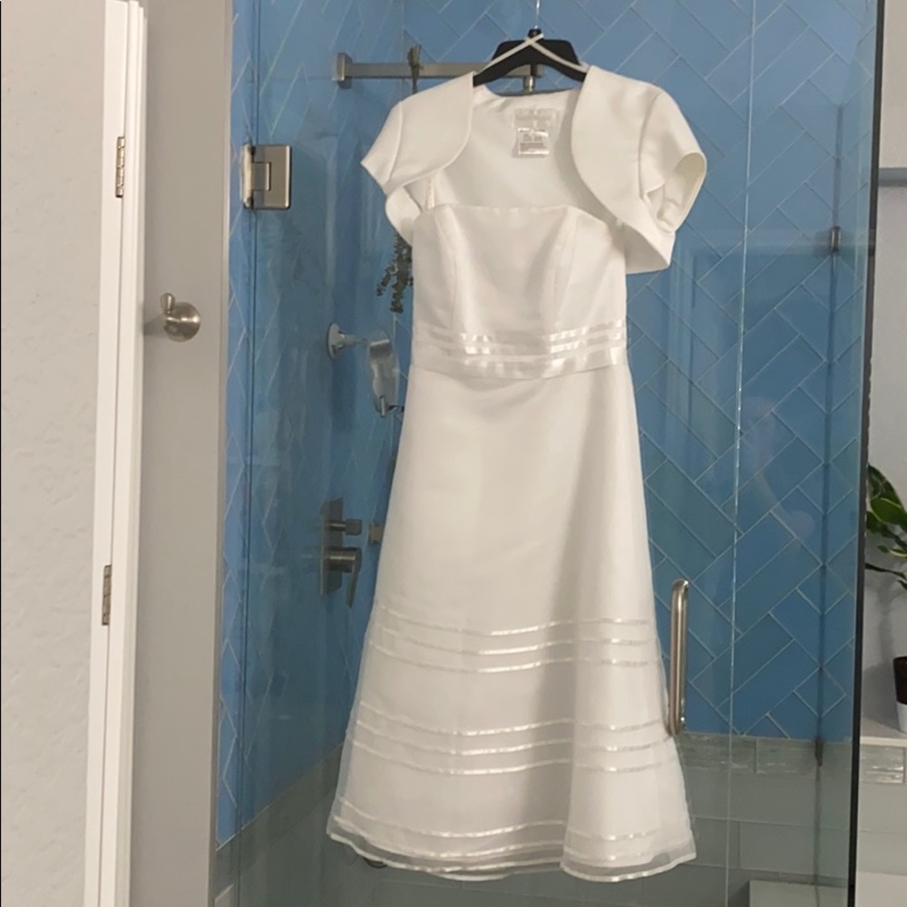 David’s bridle wedding dress